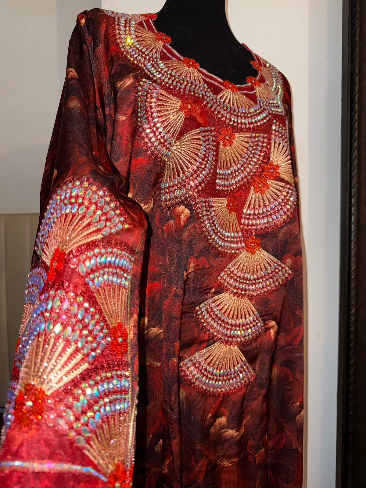 Red exclusive Mukhawar