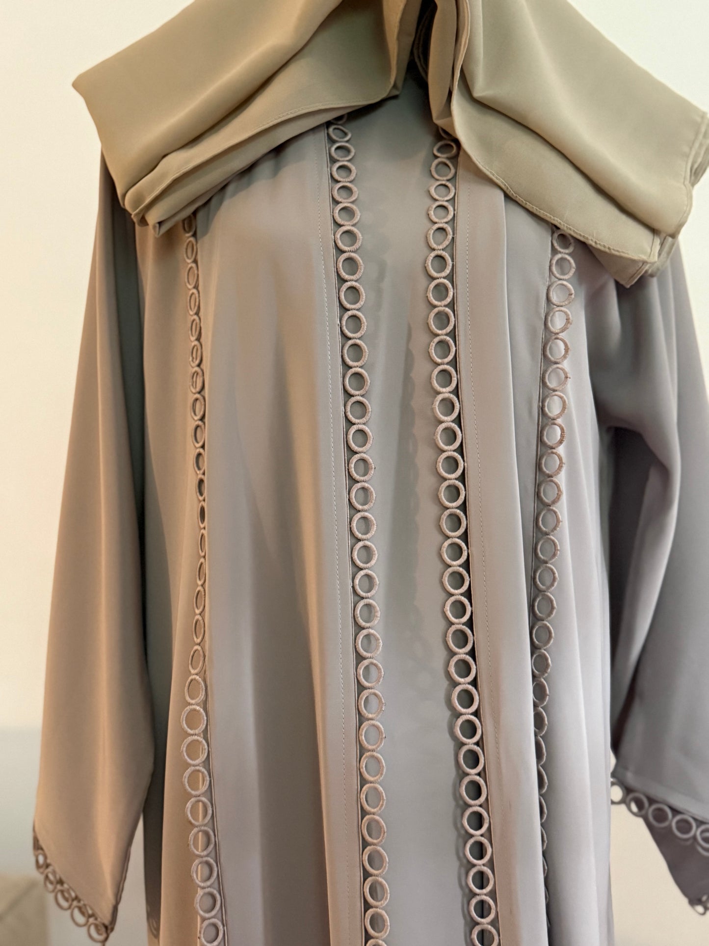 54 Loop Abaya Set ( nude)