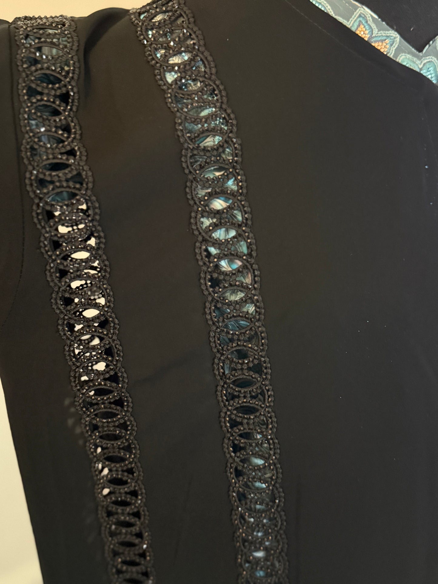 58& 60Loops Abaya