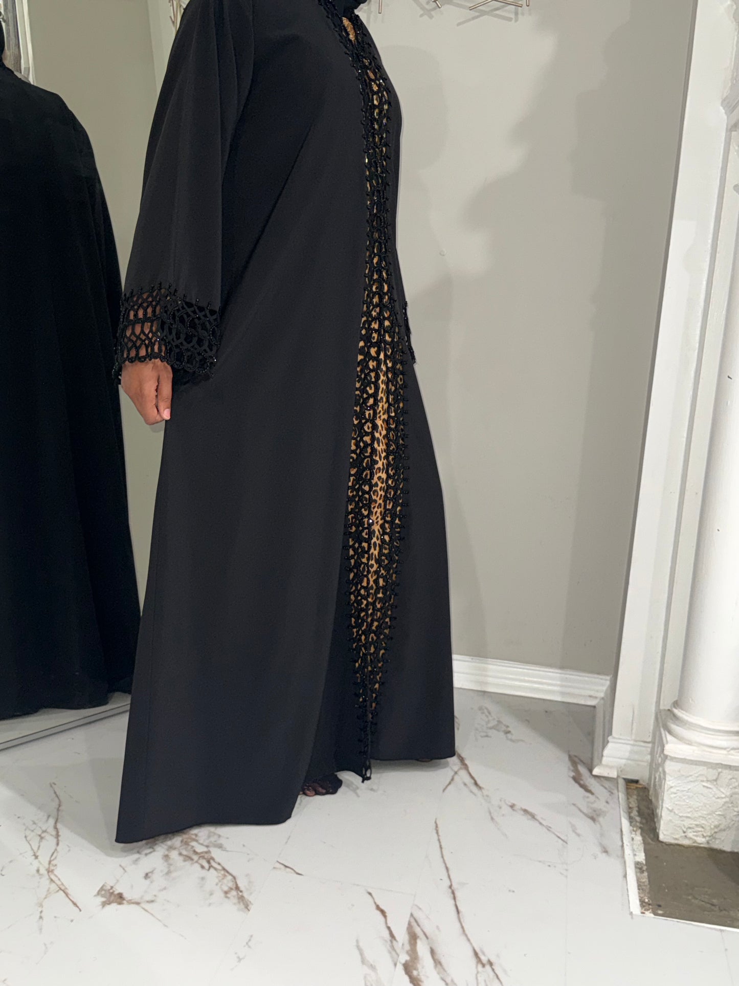 Looped Stone exclusive Abaya