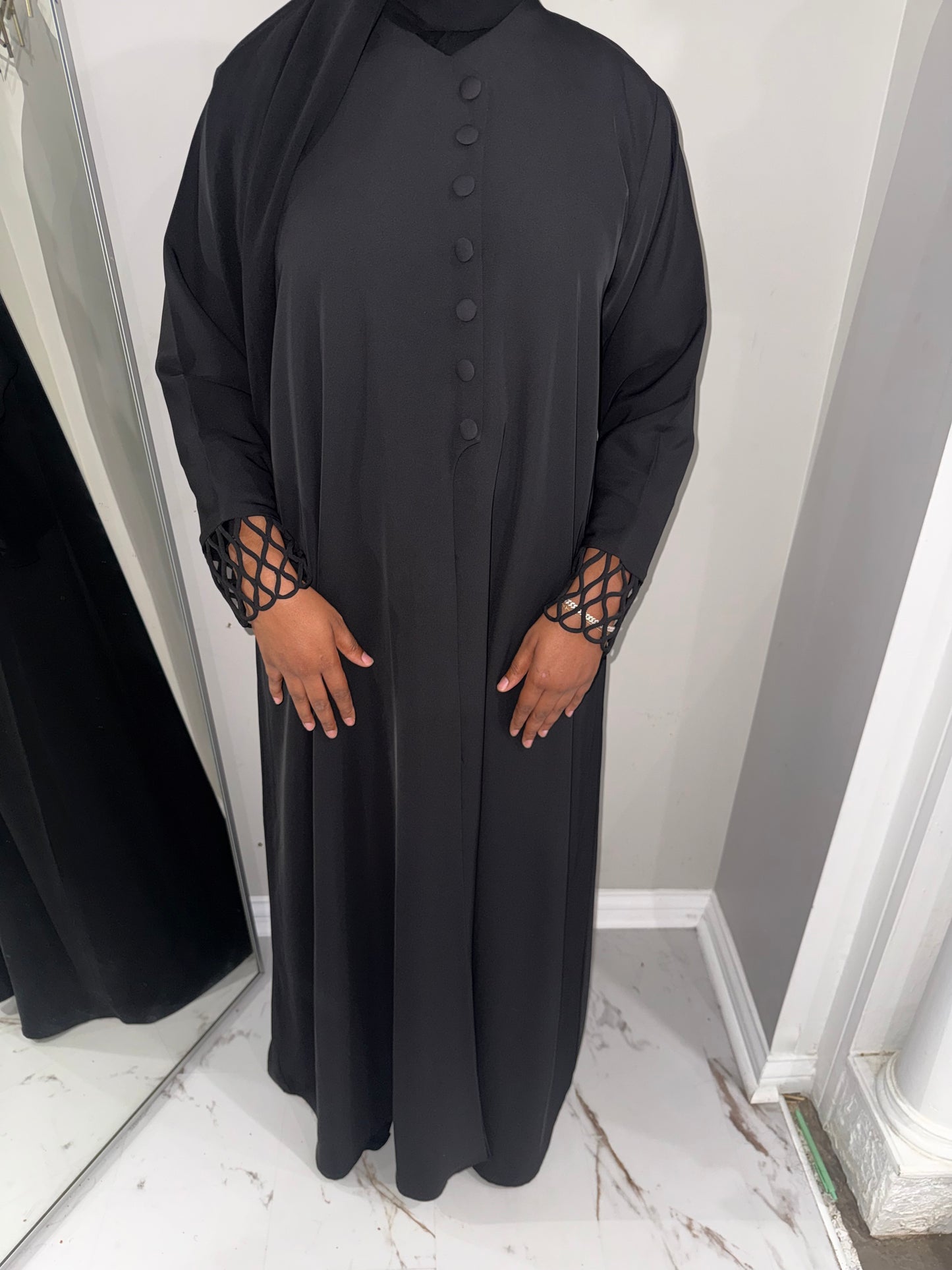 Net wrist Abaya