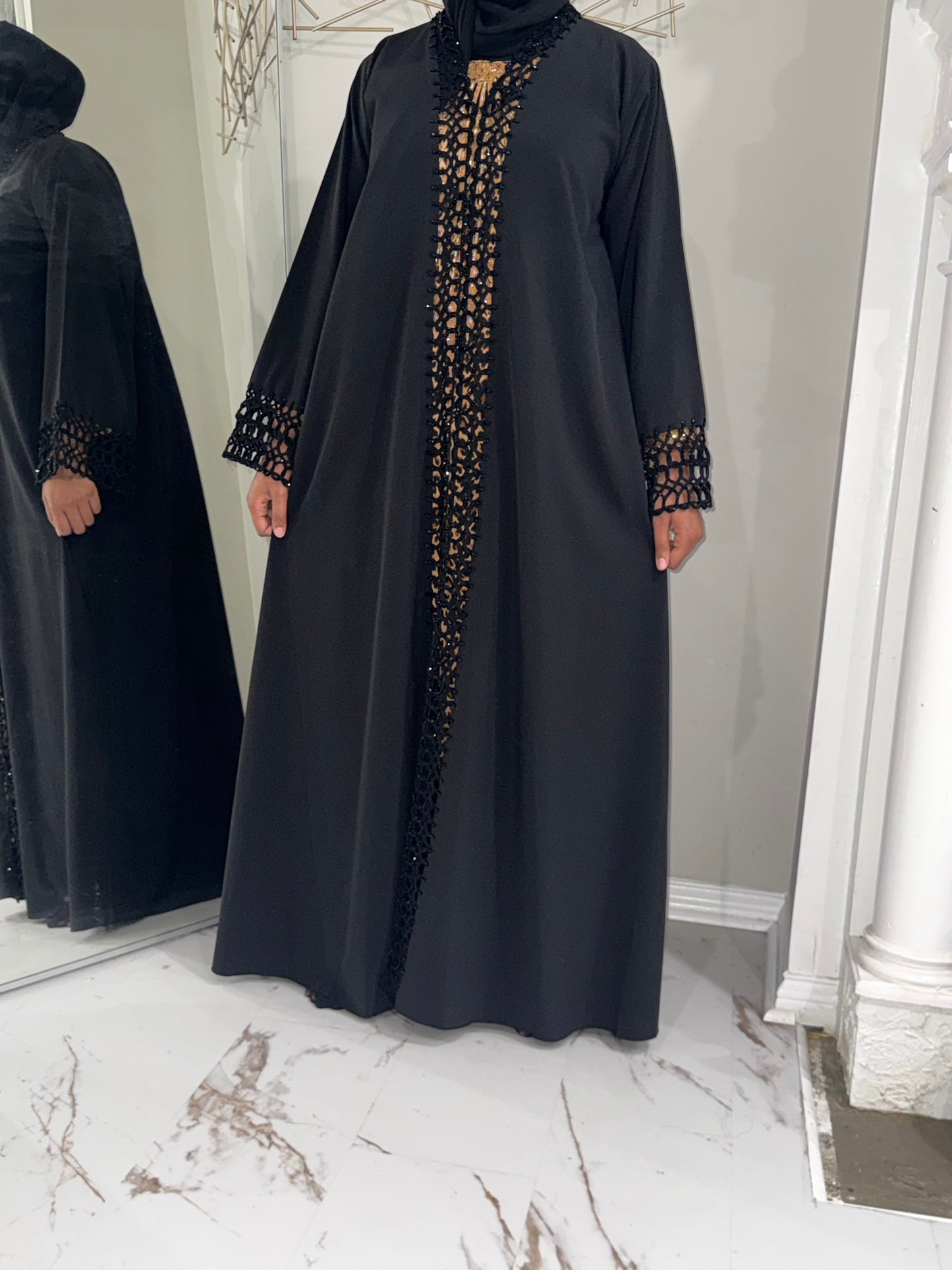 Looped Stone exclusive Abaya