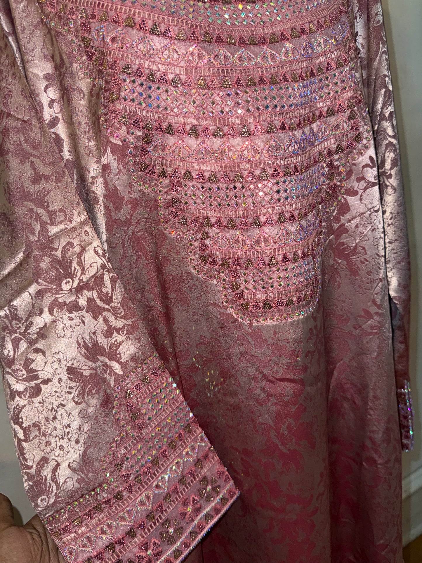 60 Pink Mukhawar