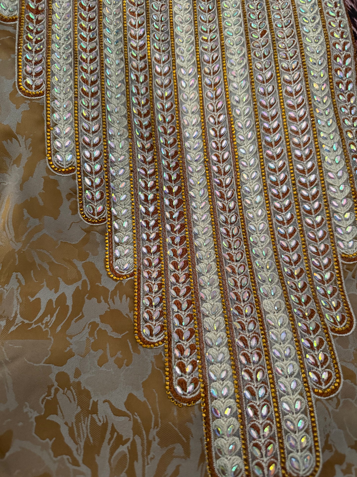 60 Brown tone Mukhawar