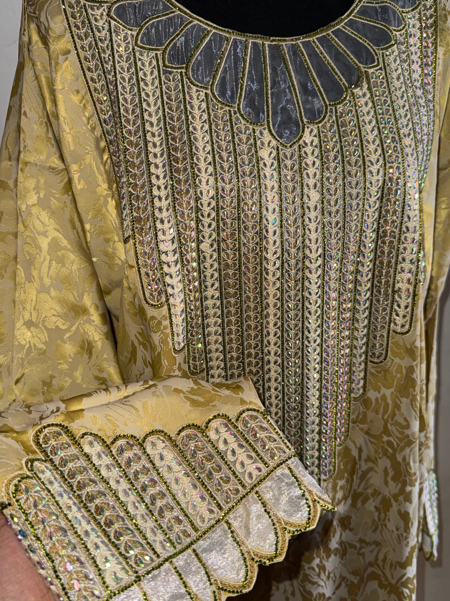 60 Yellow Mukhawar